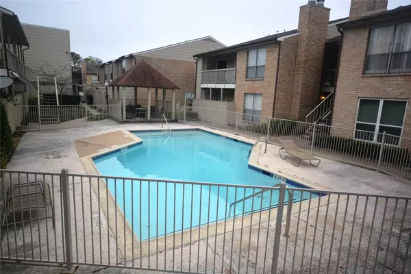Houston, TX 77042,2110 Wilcrest DR #151