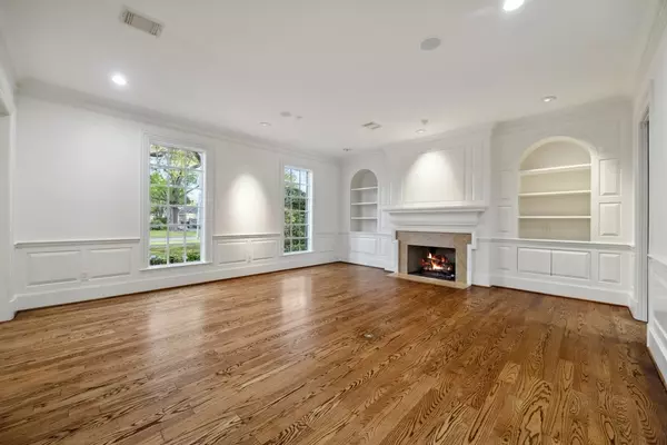 Houston, TX 77056,5681 Bordley DR