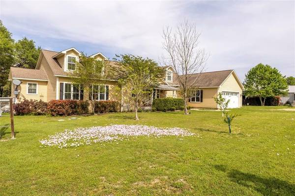 8456 Schuster RD, Nechanitz, TX 78946