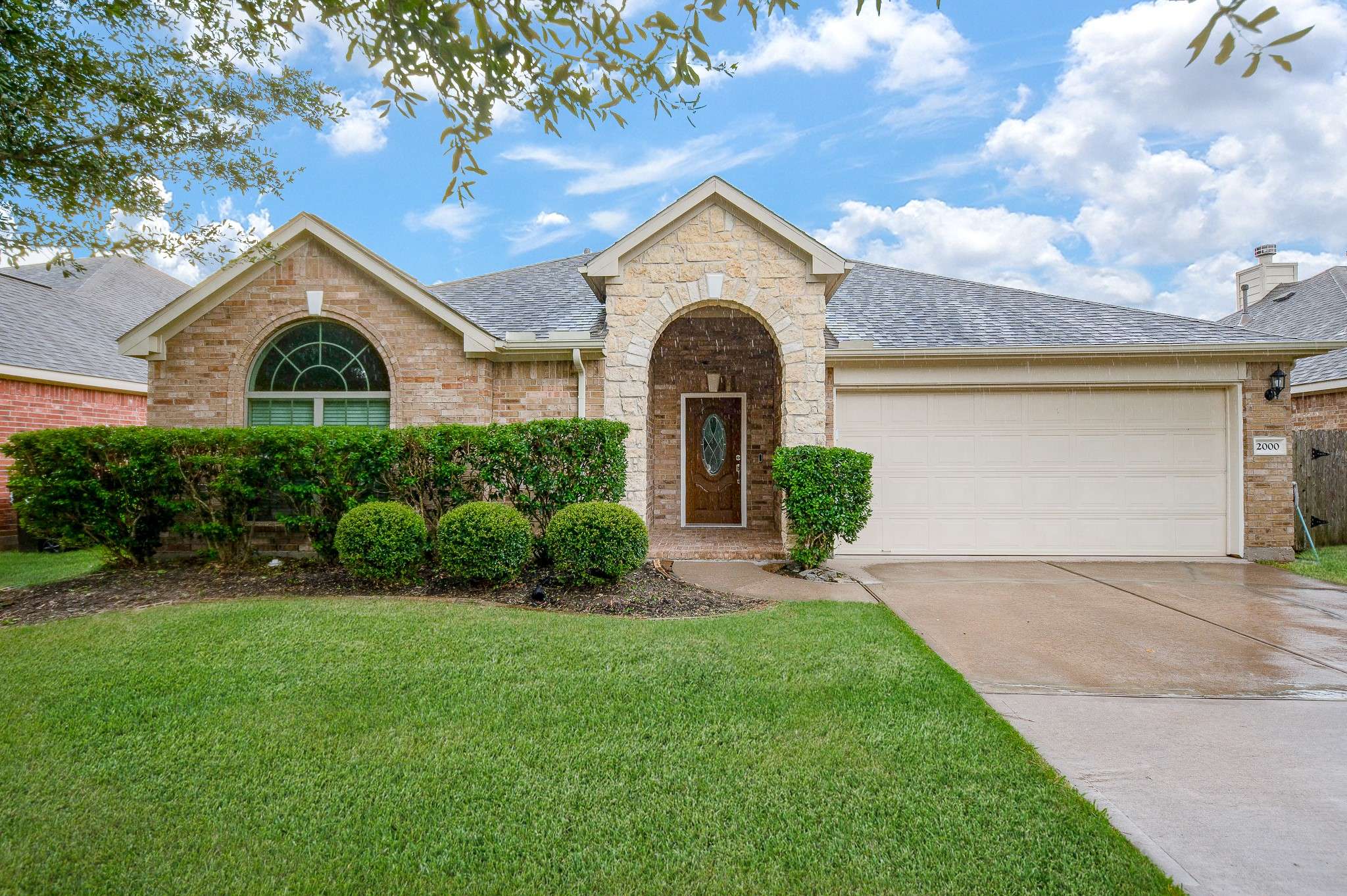 2000 Golden Creek LN,  Richmond,  TX 77469