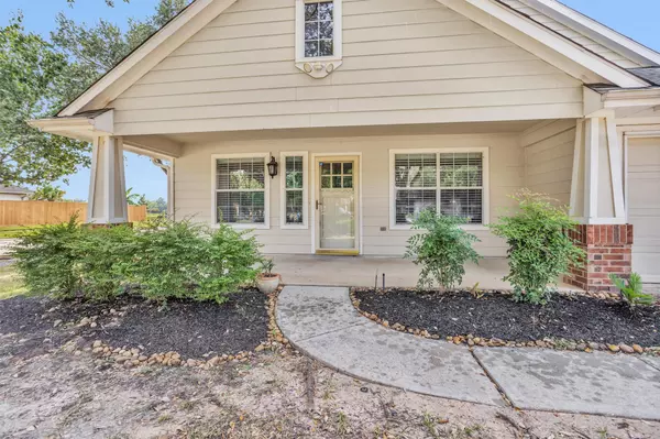 19423 Wildwood Dale LN, Spring, TX 77379