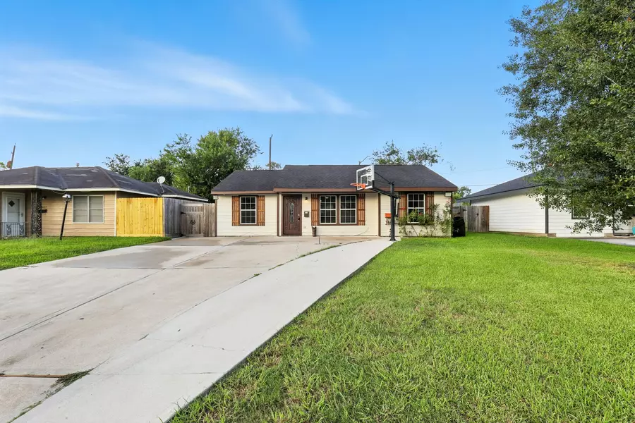 3631 Wyoming ST, Houston, TX 77021