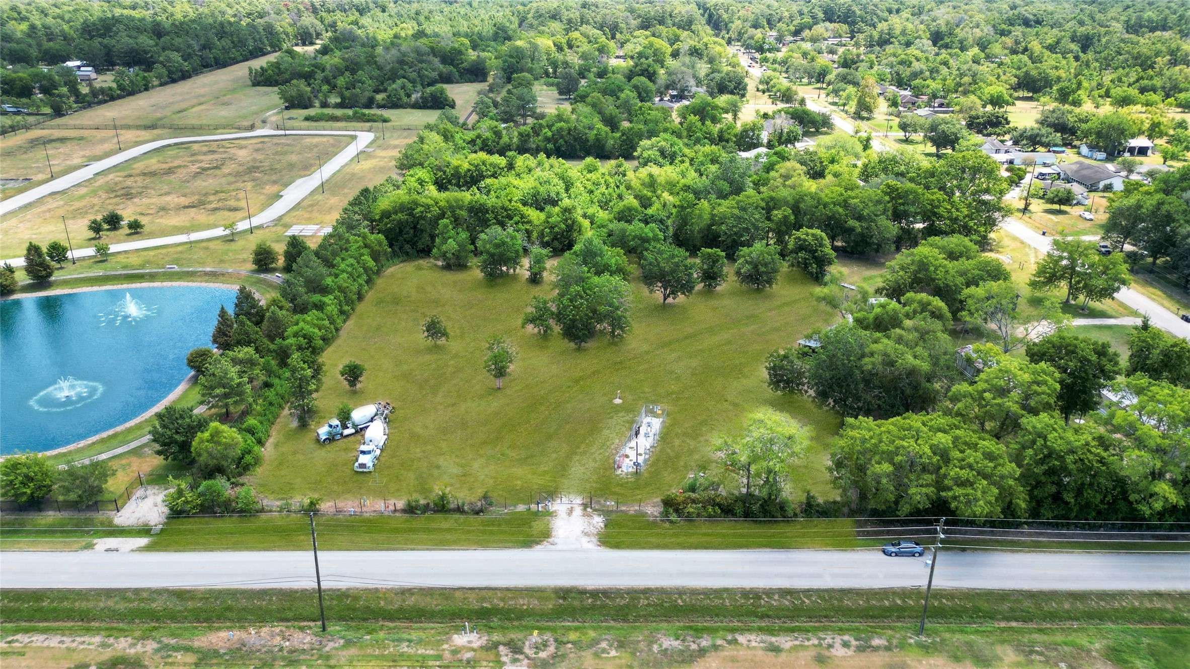21050 Crosby Eastgate RD, Crosby, TX 77532