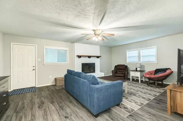 Lake Jackson, TX 77566,304 Gardenia ST