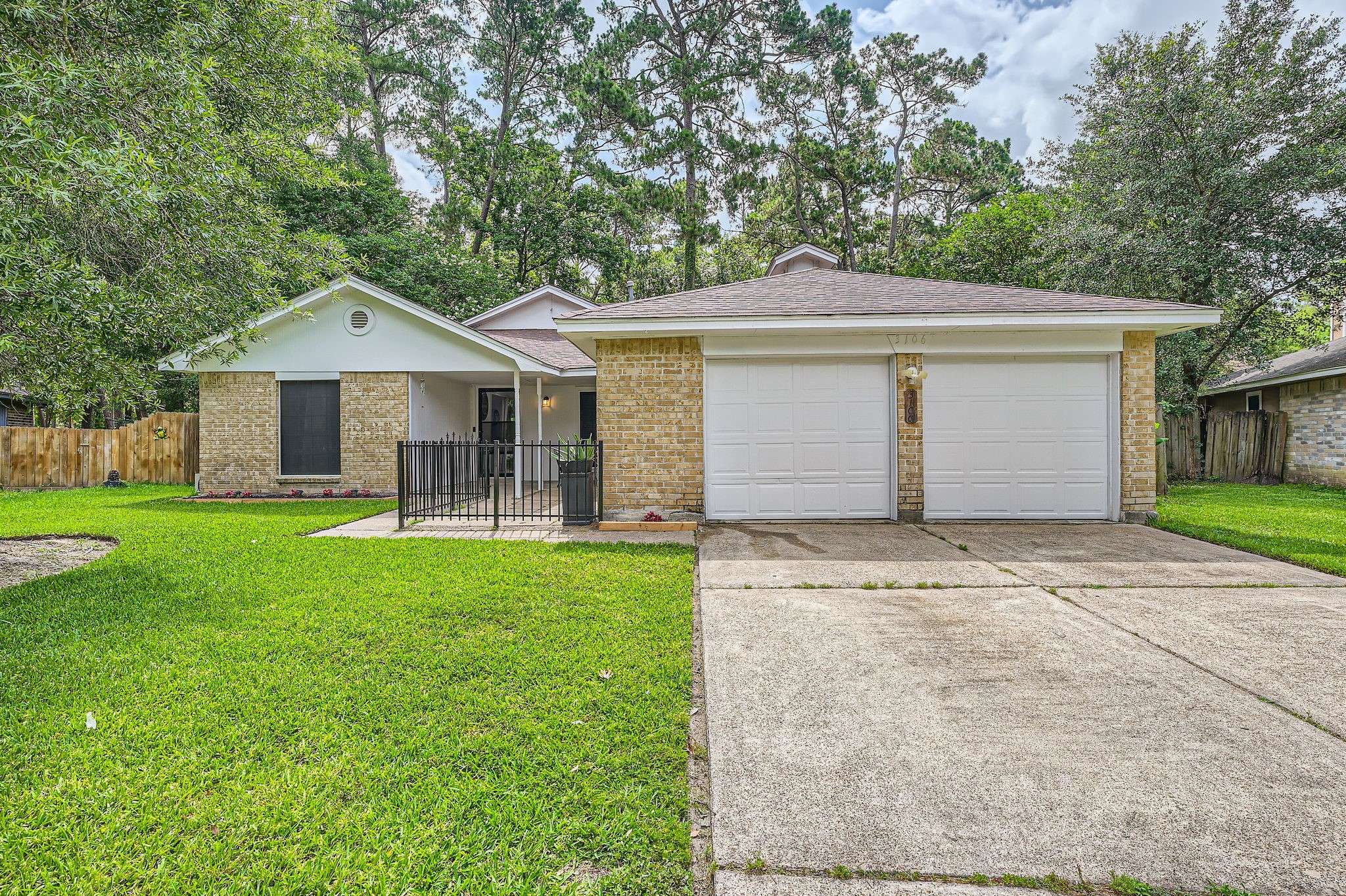 3106 Village Springs CT, Houston, TX 77339