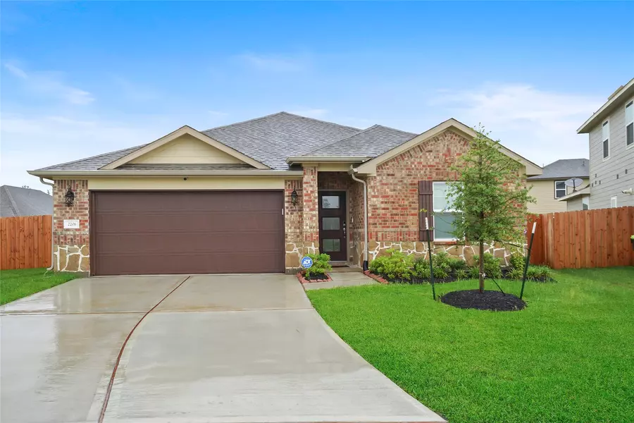 2206 Bristlecone CIR, Tomball, TX 77375