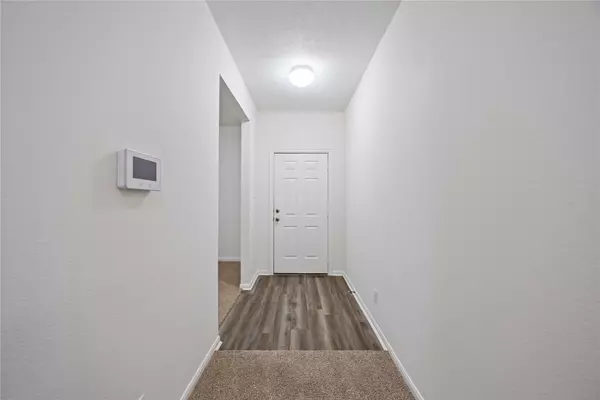 La Marque, TX 77568,221 Shoshone Ridge DR