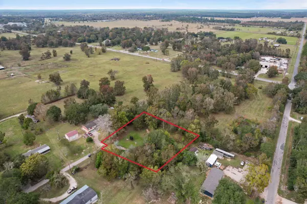 Hardin, TX 77575,198 County Road 2353