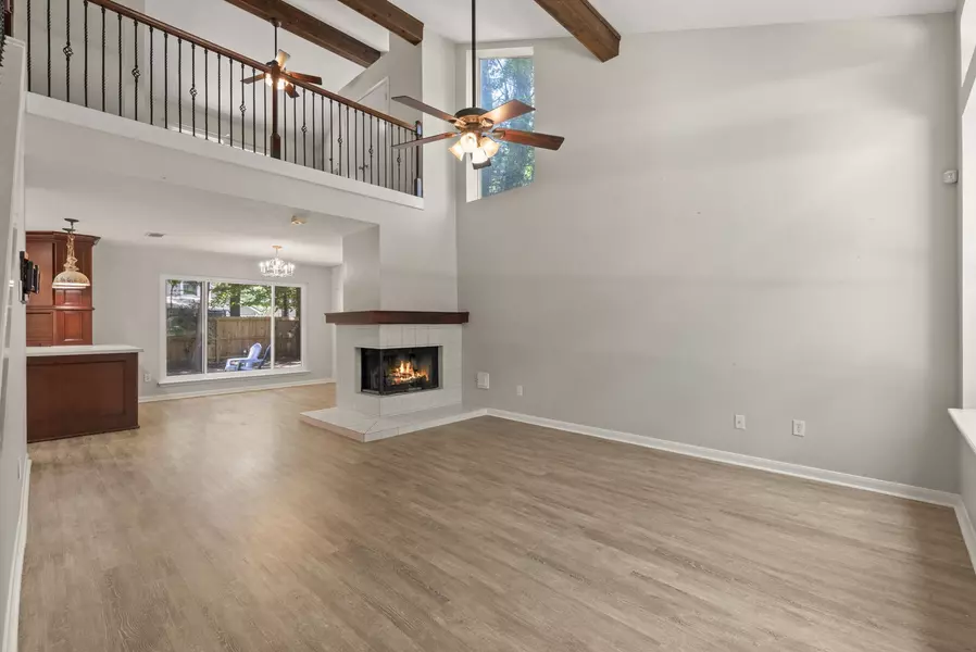 248 S Pathfinders CIR, The Woodlands, TX 77381