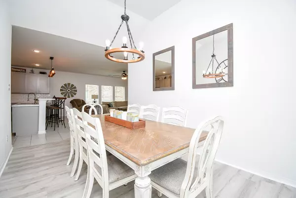 8007 Quartz LN Texas City, TX 77591