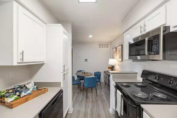 Houston, TX 77099,11715 S Glen DR #807-1