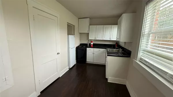 Houston, TX 77004,3508 Molsey ST #08