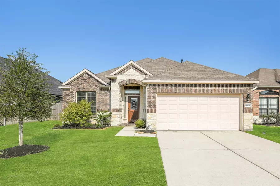 10010 Red Tamarack LN, Tomball, TX 77375