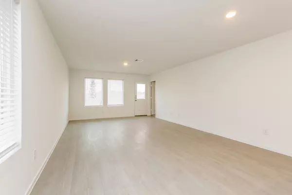 Houston, TX 77016,10813 Bird Of Paradise LN