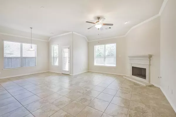 The Woodlands, TX 77389,14 Nagshead PL