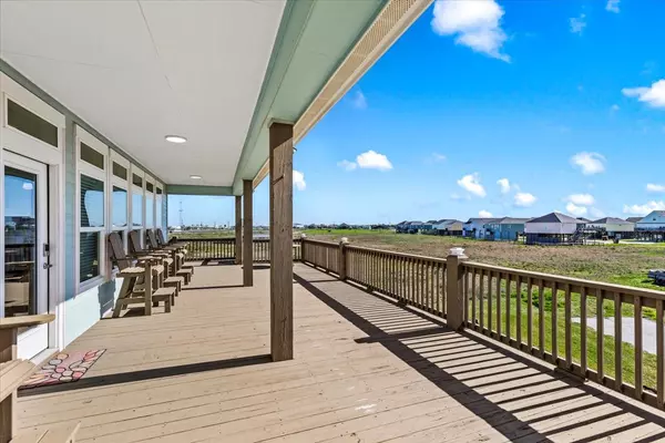 Crystal Beach, TX 77650,2215 Snapper