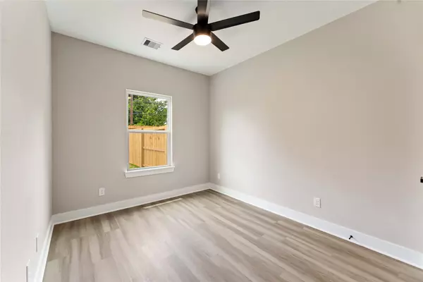 Houston, TX 77051,9514 Ashville DR