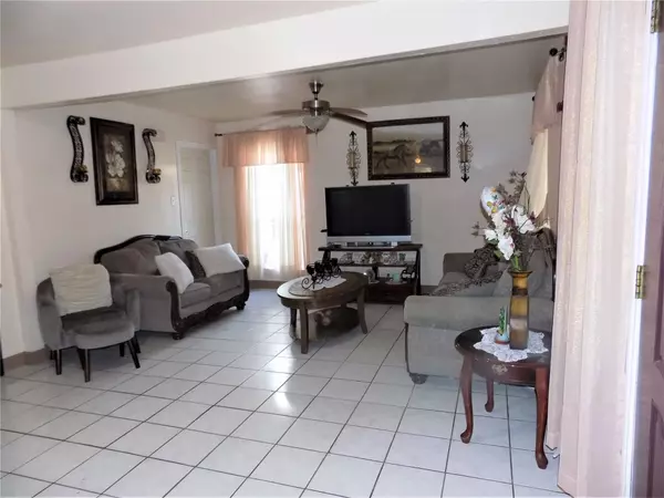 Fresno, TX 77545,3310 Maryland ST