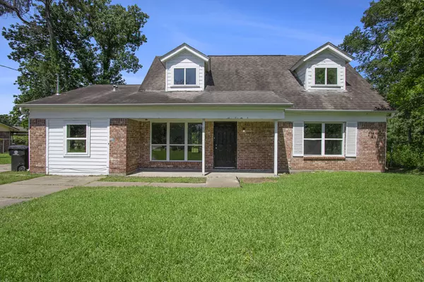 9013 Burl ST, Houston, TX 77028