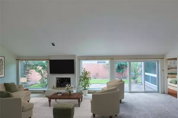 Houston, TX 77077,2231 Round Lake DR