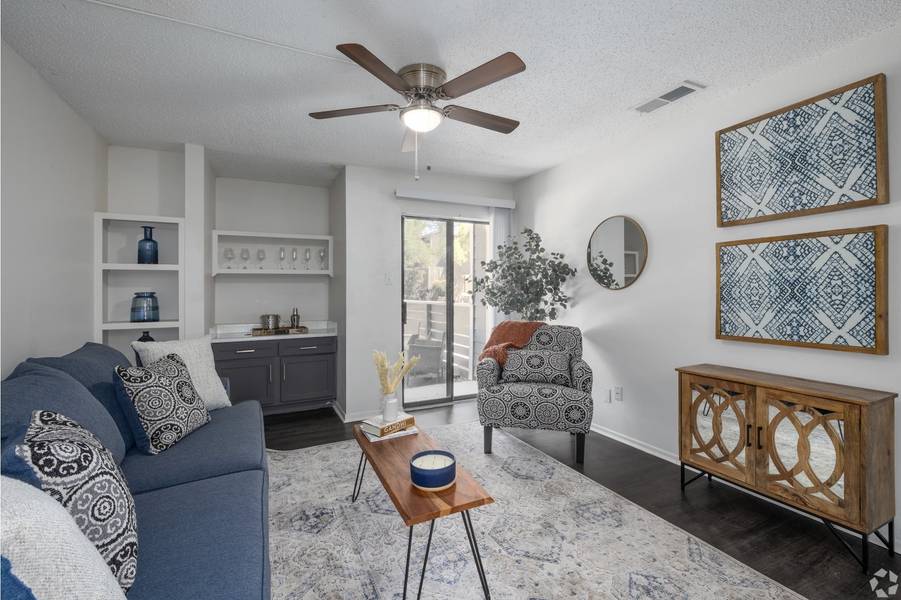 2170 Thousand Oaks Drive #1238Q, San Antonio, TX 78232