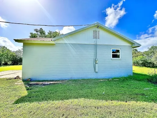 Victoria, TX 77904,380 King DR