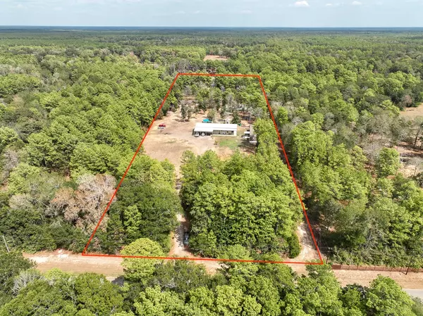 6904 Greenwood Drive,  Cleveland,  TX 77328