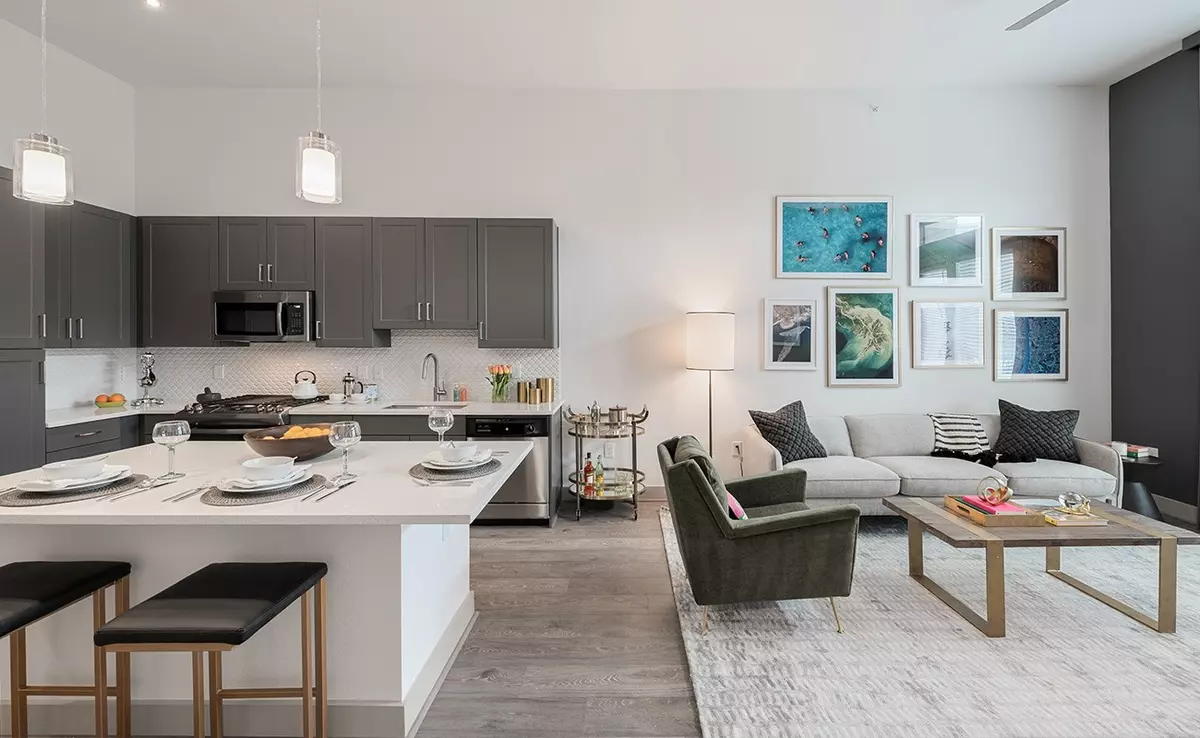 Houston, TX 77007,160 Birdsall ST #1332
