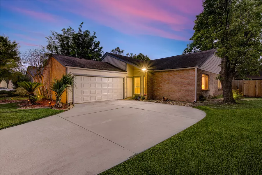 11815 Poplar Creek DR, Houston, TX 77077