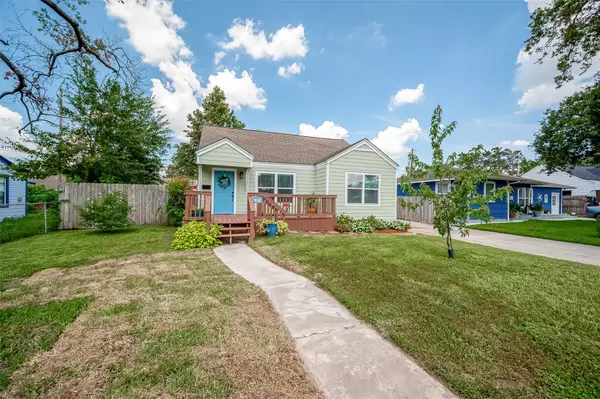 Houston, TX 77009,307 Gale ST
