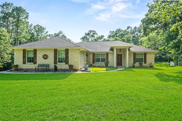 9025 Amelia DR, Anderson, TX 77830