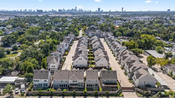 Houston, TX 77055,1724 Leilani DR