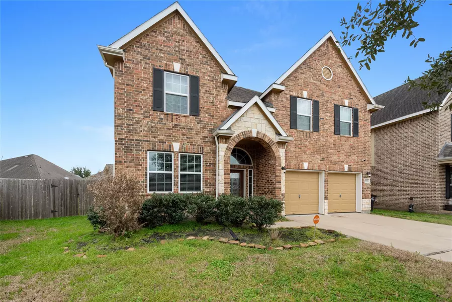 970 Jennifer ST, Alvin, TX 77511