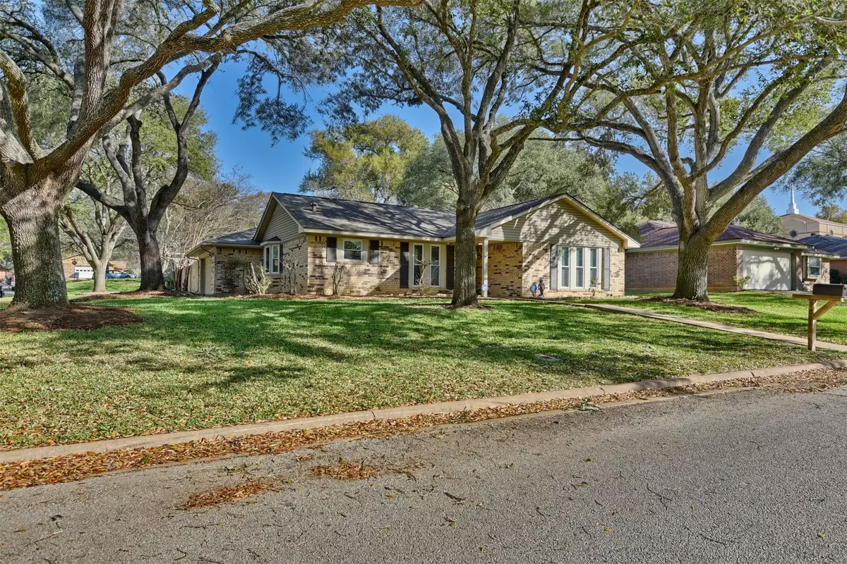 Brenham, TX 77833,1001 Nostalgia CT