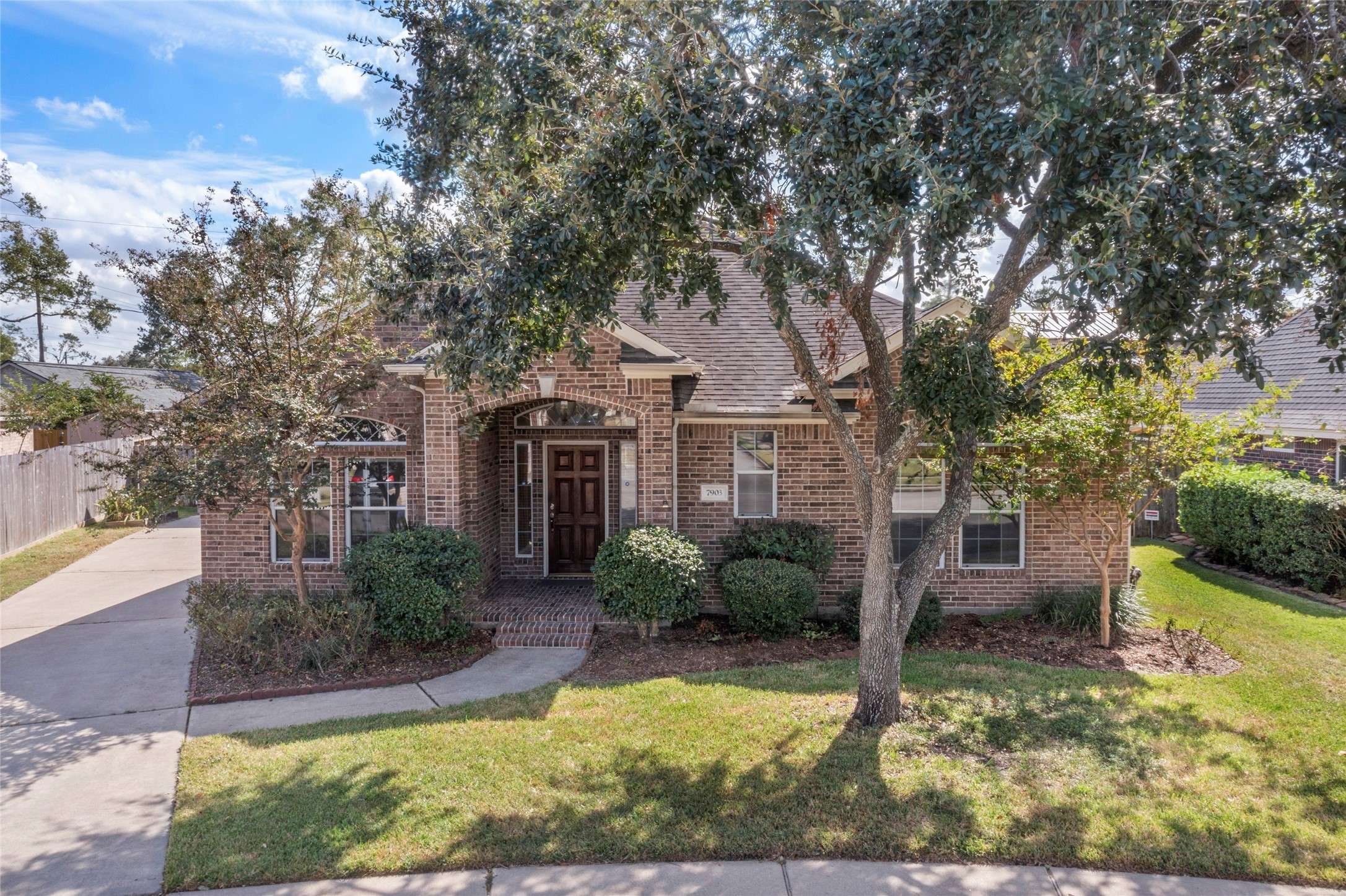 Houston, TX 77055,7903 S Wellington CT