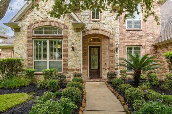 13607 Blair Hill LN, Houston, TX 77044