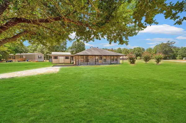 9285 Oak Bend CT,  Cleveland,  TX 77328