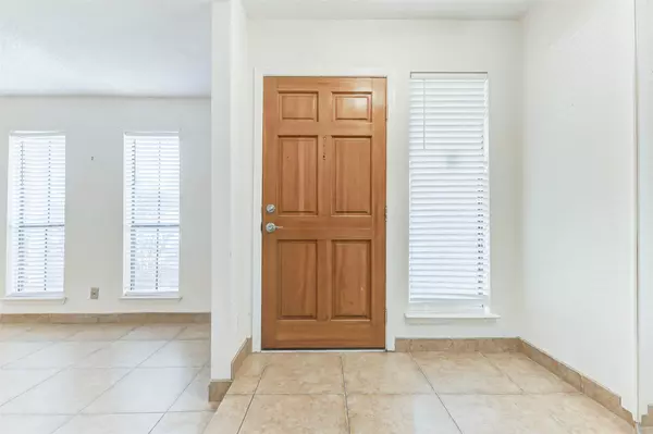 Houston, TX 77014,4247 Southchase LN