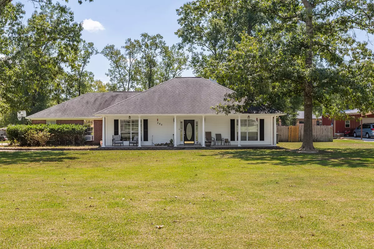 Lufkin, TX 75901,285 White Dove DR