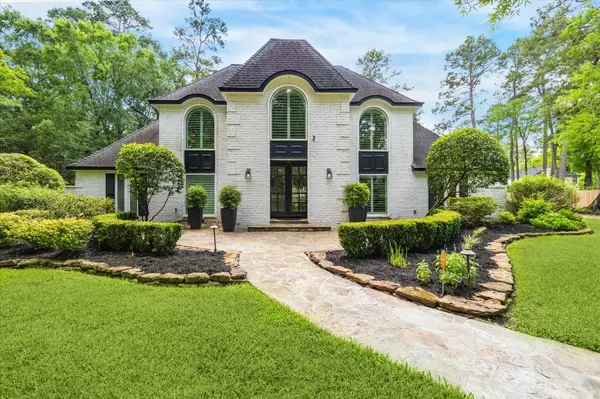 2910 Royal Circle DR, Kingwood, TX 77339