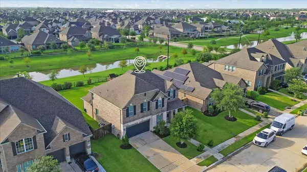2328 Dolan Falls LN, Pearland, TX 77089