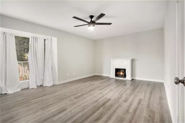 Houston, TX 77027,4633 Wild Indigo ST #536