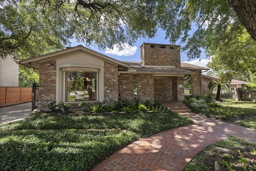 3322 N Braeswood BLVD, Houston, TX 77025