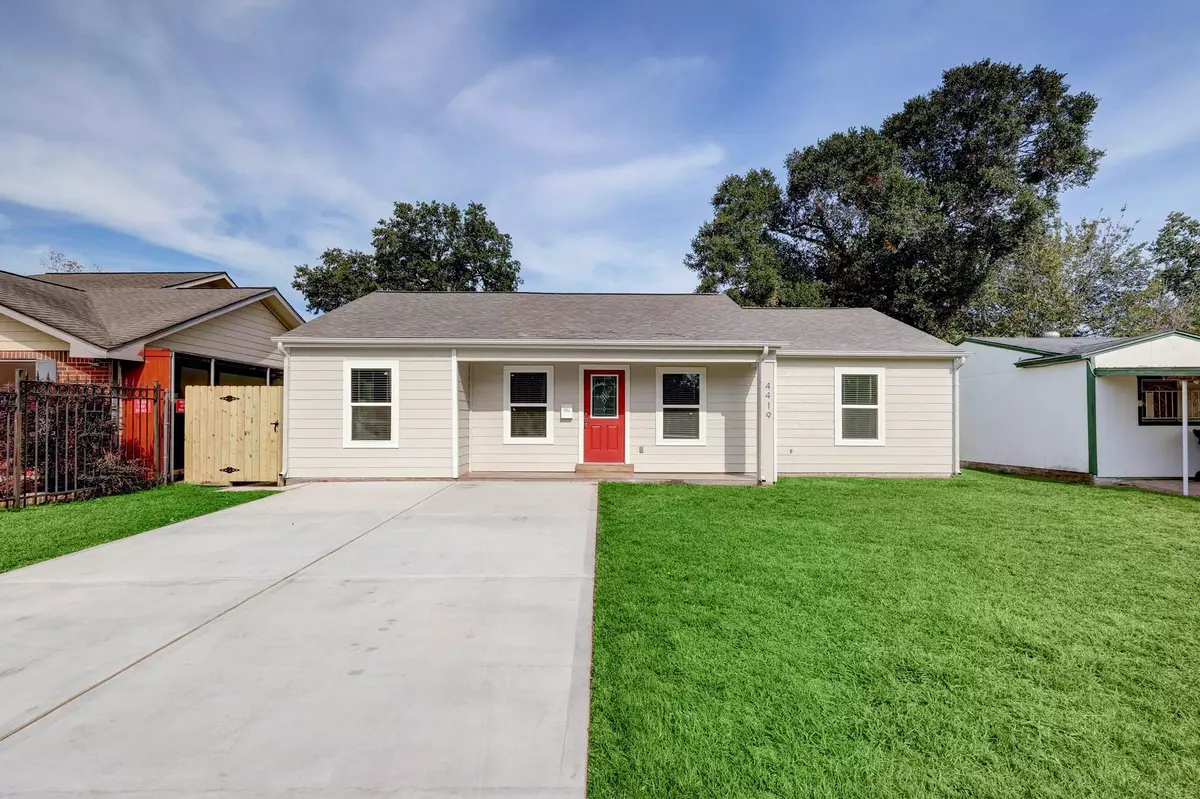 Houston, TX 77047,4419 Botany LN