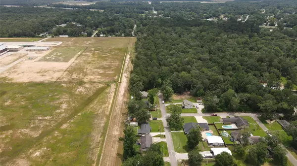 Cleveland, TX 77328,8-14 Mary Jo ST