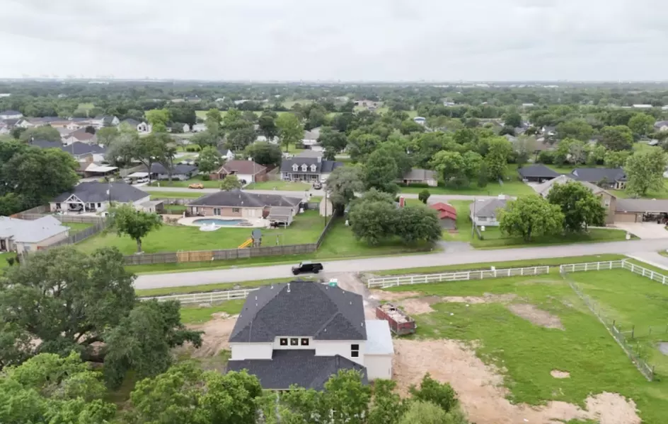 10913 Houston DR, La Porte, TX 77571