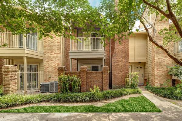 11201 Lynbrook DR #3702, Houston, TX 77042