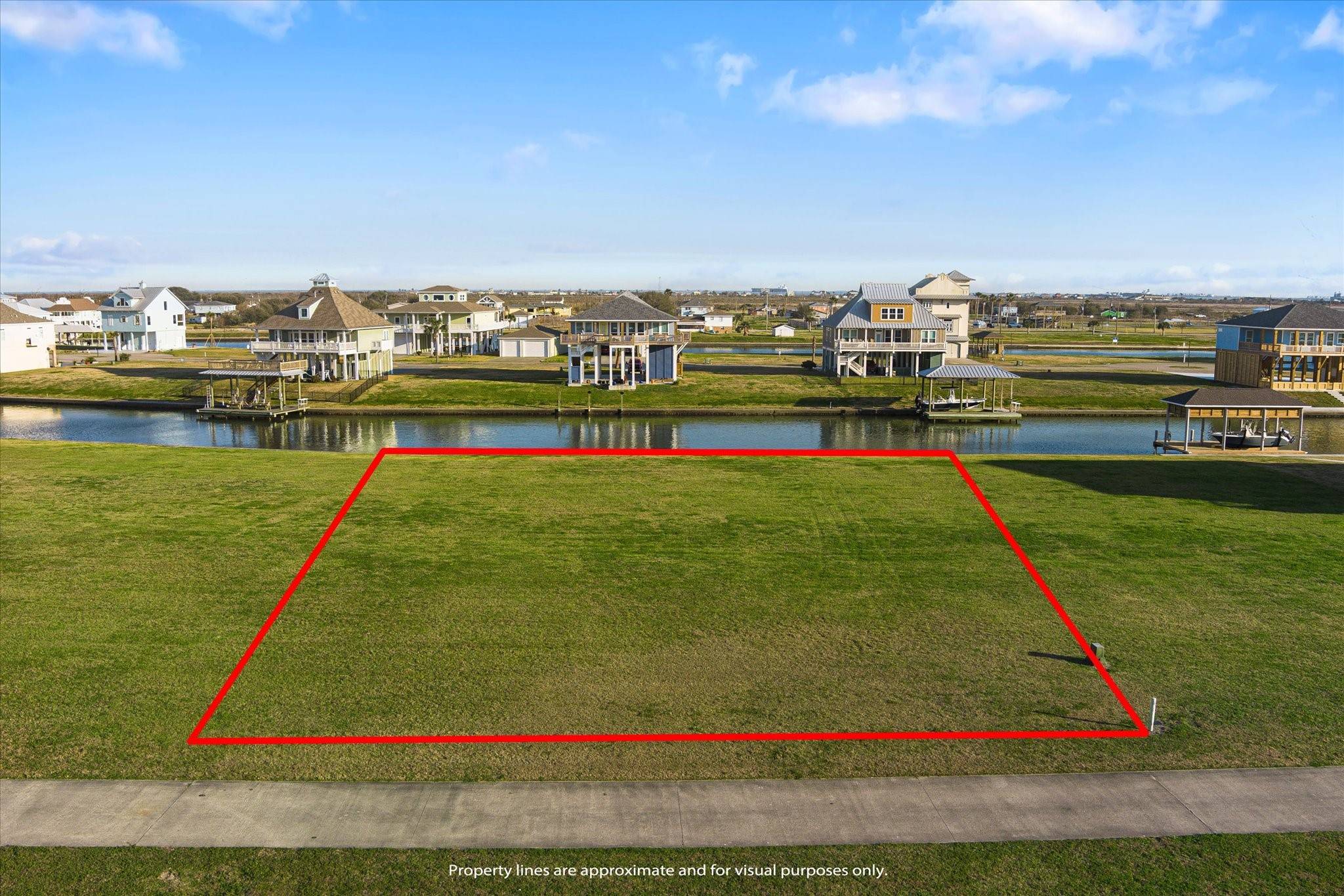 1904 Laguna Harbor Estate Blvd, Port Bolivar, TX 77650