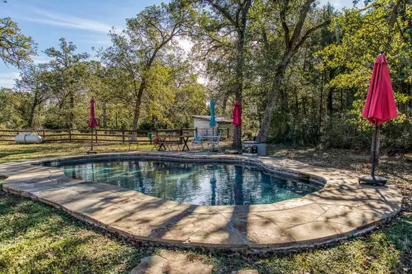 New Ulm, TX 78950,20984 FM 1094