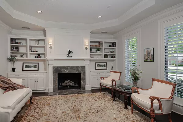 The Woodlands, TX 77380,10 Red Sable PT